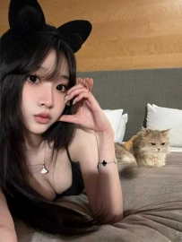 南京雨花台区-小姑娘很漂亮瘦而不柴