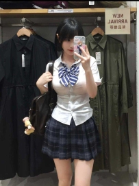 身材不错的妹妹服务主动口活一流很配合姿势多