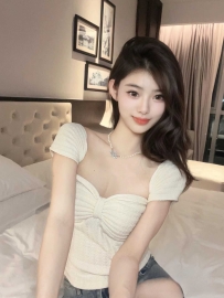 年轻靓丽下面包裹感强
